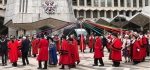 13-LONDON-MAYORS-MAYPOLE-DANCE